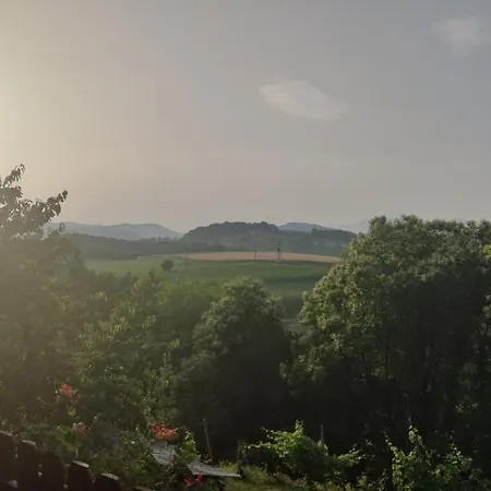 Δωμάτια σε οικογενειακή κατοικία Celinka