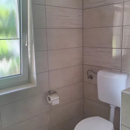 Celinka Δωμάτια σε οικογενειακή κατοικία Ράκα